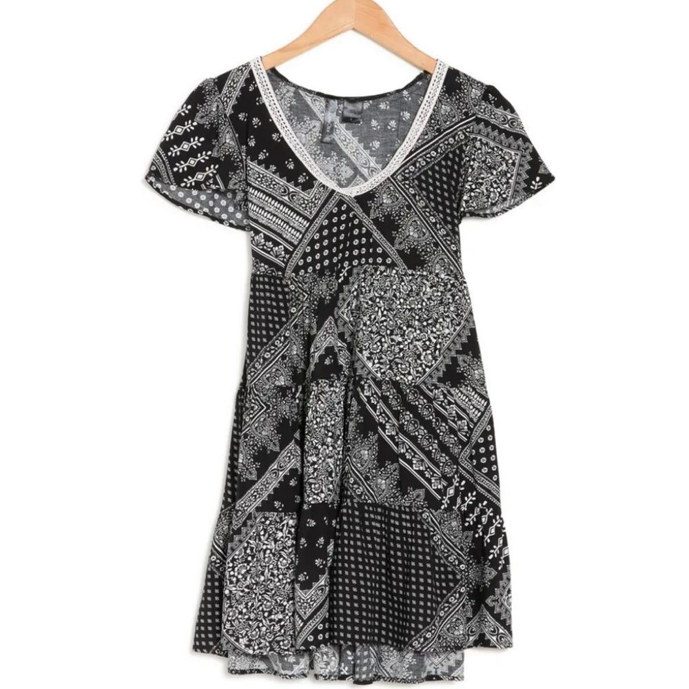 Patchwork Shift Dress LUNACHIX.